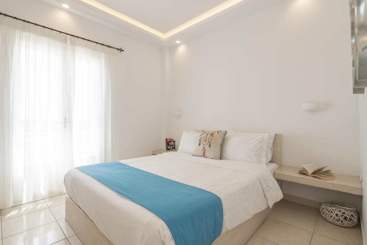 Hotel Bella Santorini - 2
