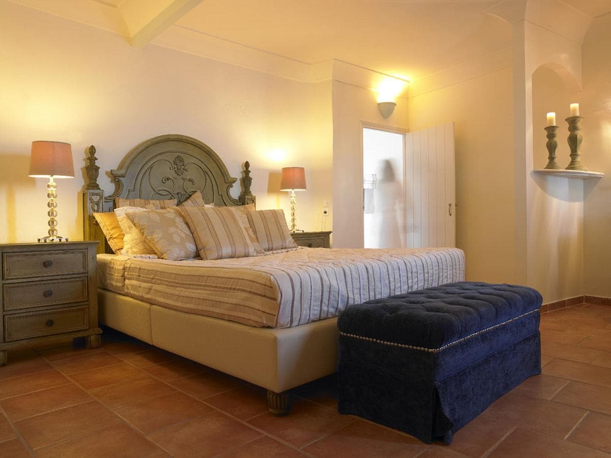 Suites of the Gods Cave Spa Hotel - 17
