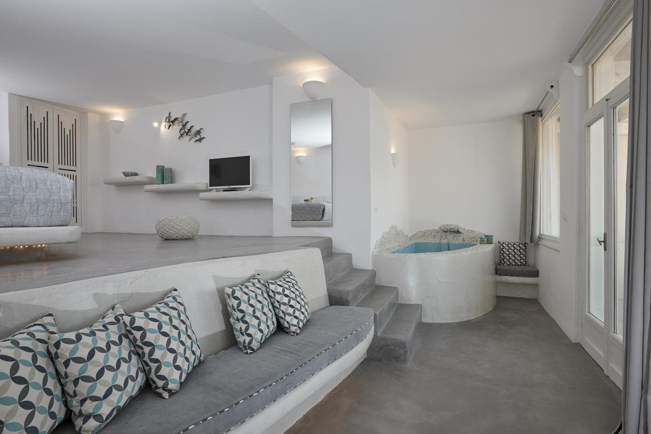 Suites of the Gods Cave Spa Hotel - 19