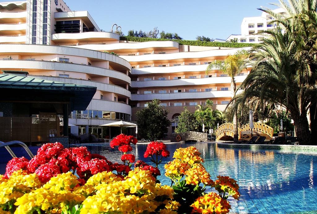 Royal Savoy Hotel - 4