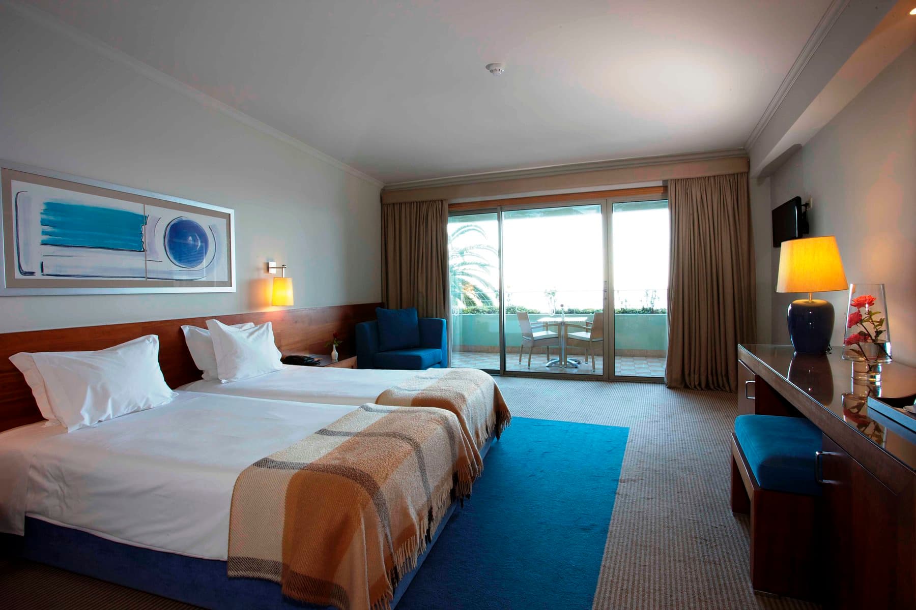 Regency Cliff Hotel - 10