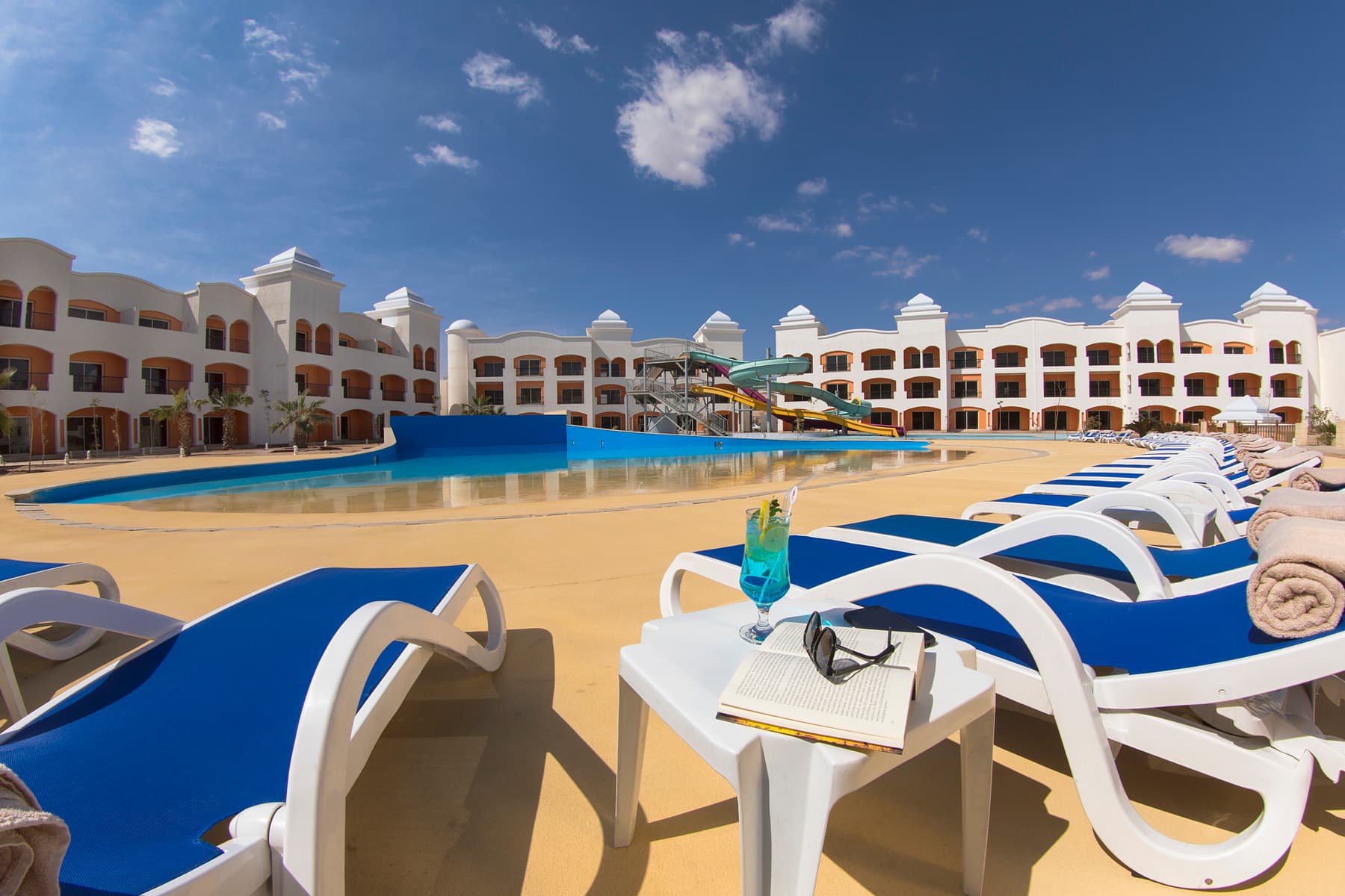 Waves Hotel (ex. Tropitel Waves Hotel ) - 1