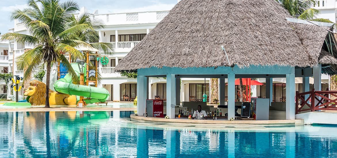 Prideinn Paradise Beach Resort & Spa Hotel - 1