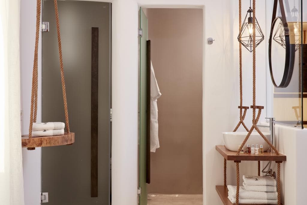 Absolute Mykonos Suites and More - 8