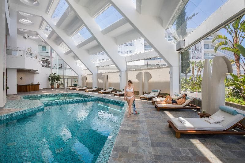 Hotel Leonardo Plaza Cypria Maris Beach Hotel & Spa - 4