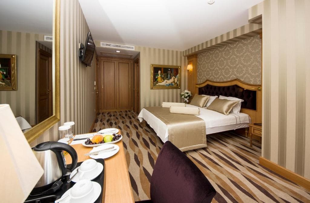 Aprilis Hotel - 19