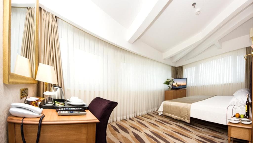 Aprilis Hotel - 20