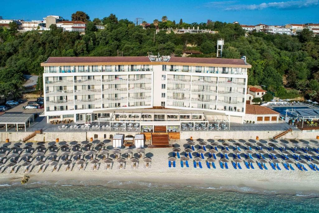 Ammon Zeus Hotel - 1