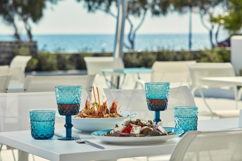 Aqua Blue Beach Hotel - 33