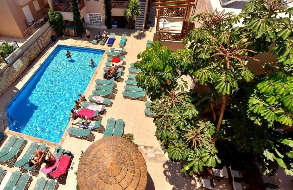Hotel 24 Seven Boutique - 1