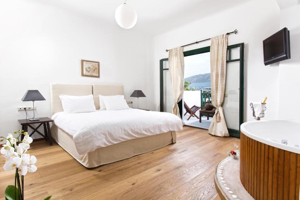 Tharroe of Mykonos - 15
