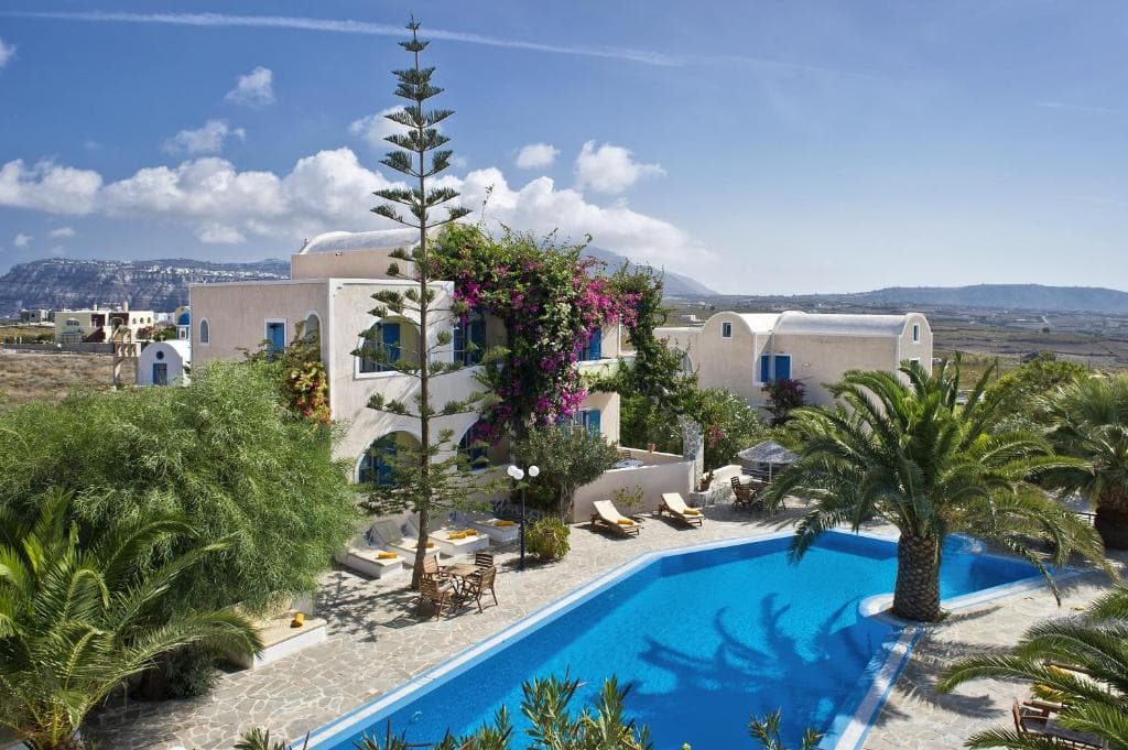 Paradise Resort - 1