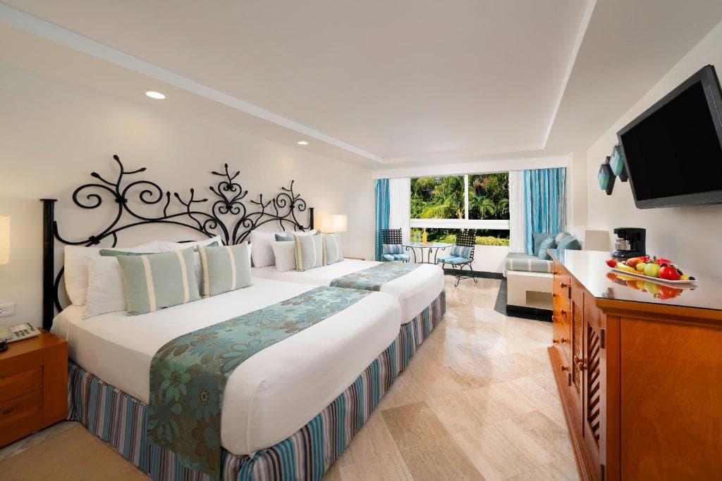 Grand Oasis Palm - 30