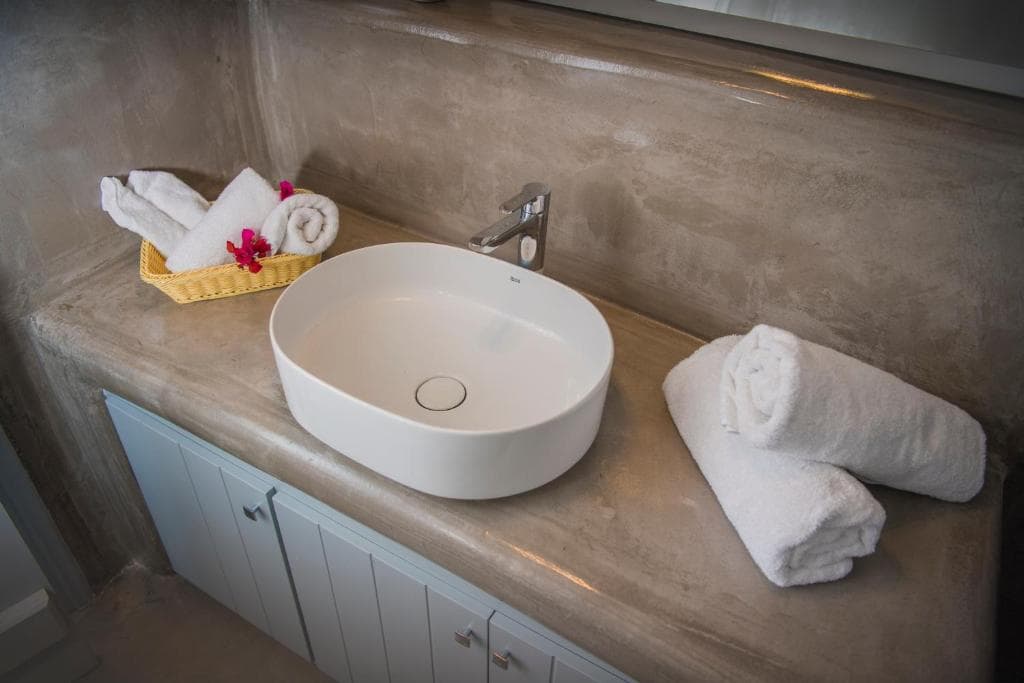 Aqua Serenity Santorini Luxury Suites - 29