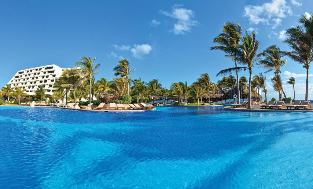 The Pyramid at Grand Cancun by Oasis - 11