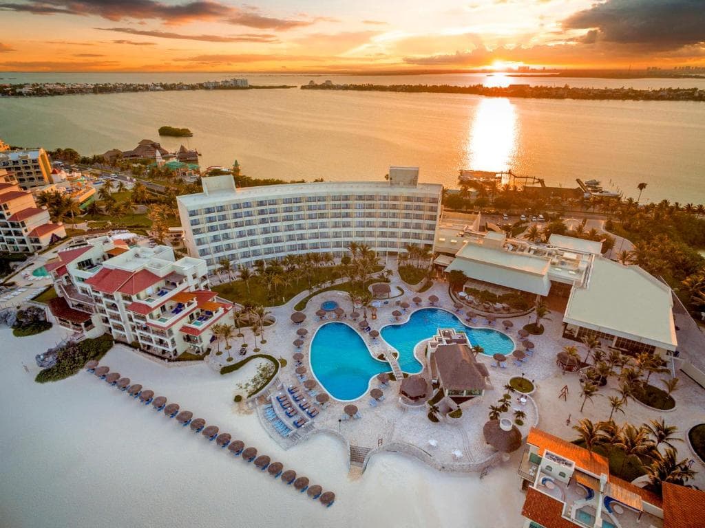Grand Park Royal Cancun - 2