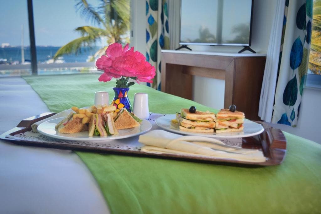 Cancun Bay Resort - 9