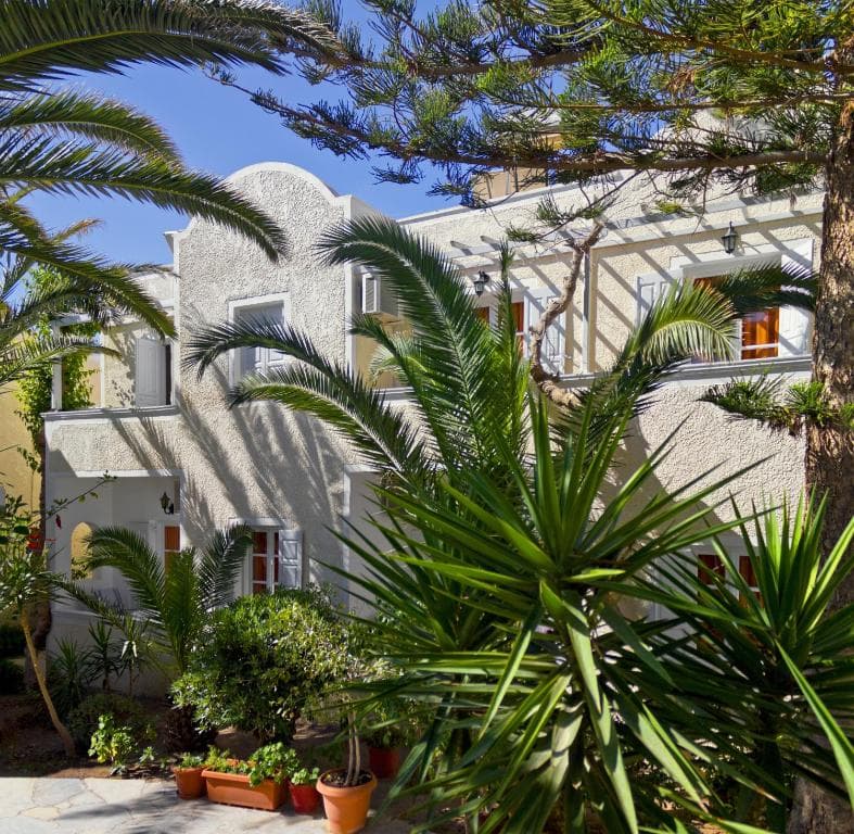 Dolphins Apartments - 21