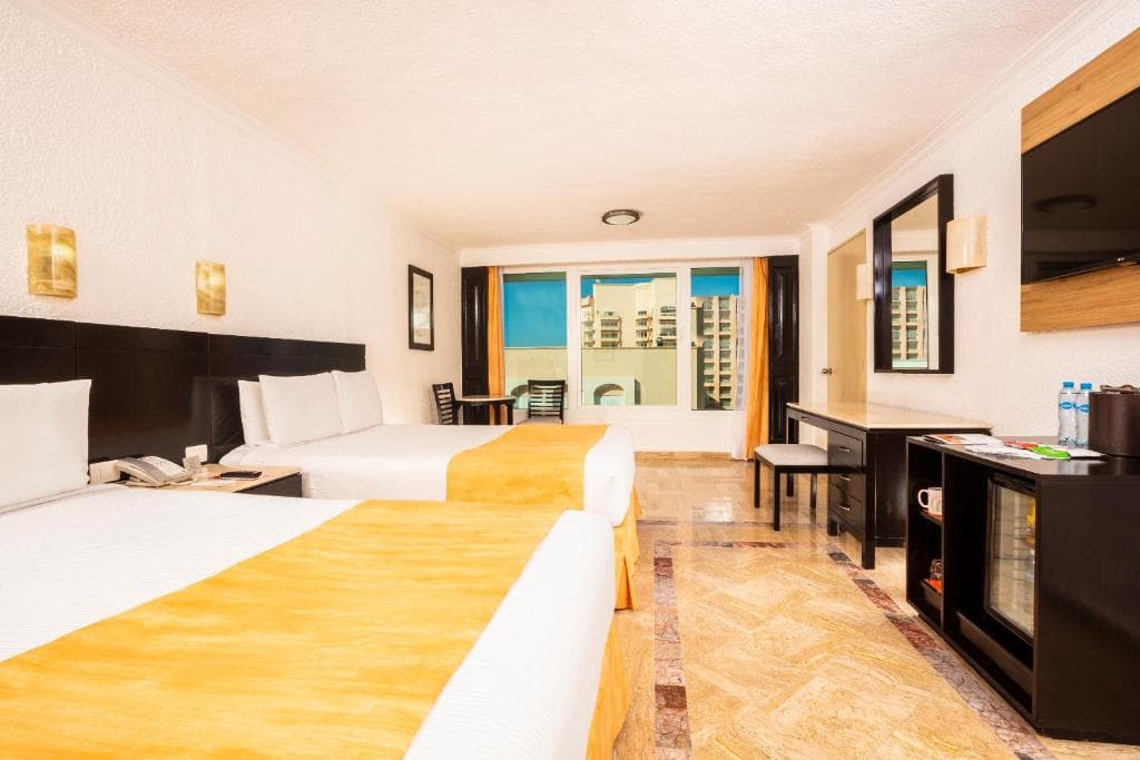 Krystal Resort Cancun - 2