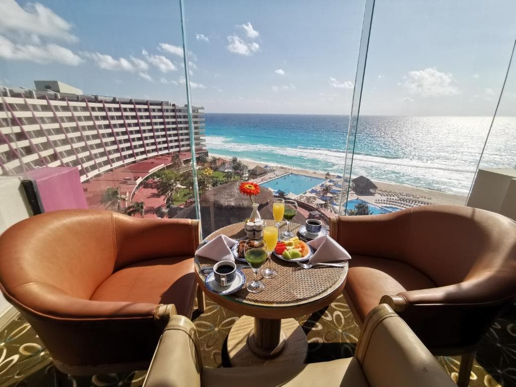 Crown Paradise Club Cancun - 36