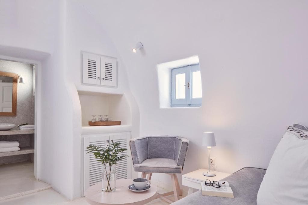 Cliff Side Suites - 17