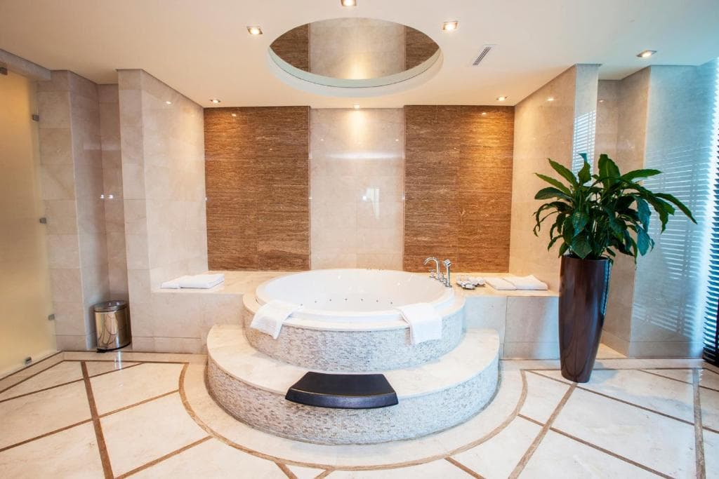 Rixos The Palm Hotel & Suites - 28