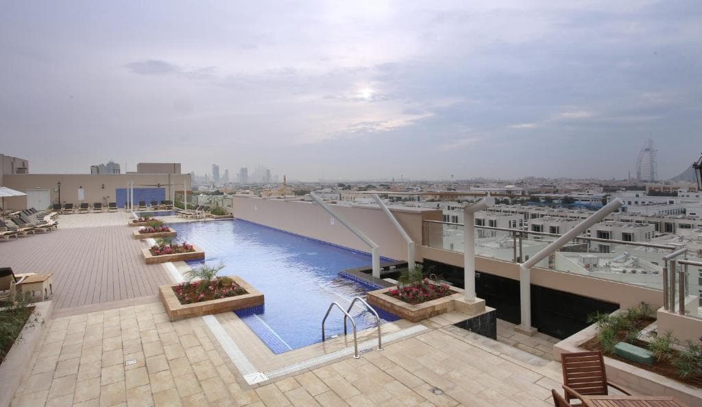 Metropolitan Hotel Dubai - 12