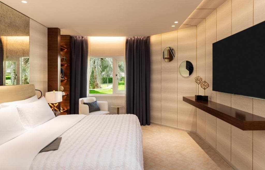 Le Meridien Dubai Hotel & Conference Centre - 40