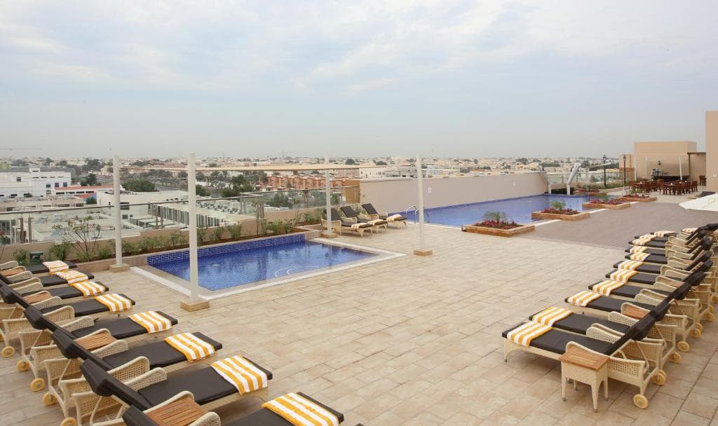 Metropolitan Hotel Dubai - 11