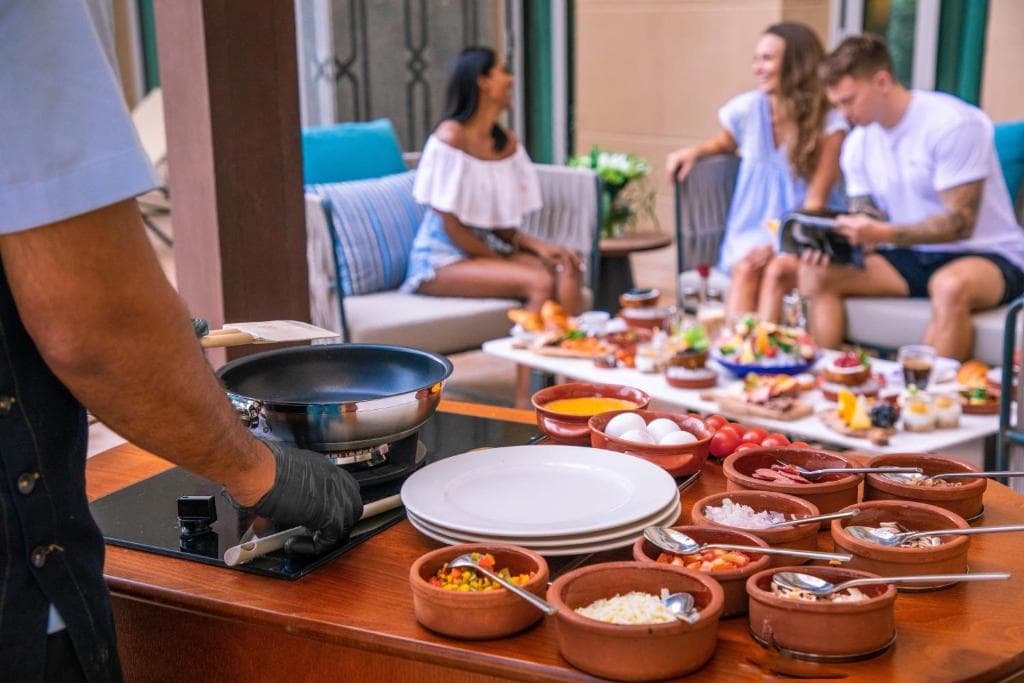 Rixos The Palm Hotel & Suites - 11