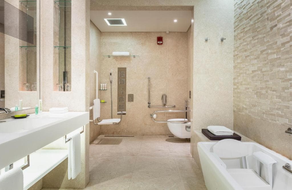 Le Meridien Dubai Hotel & Conference Centre - 29