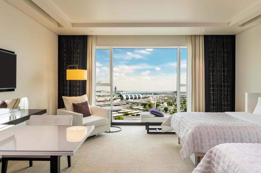 Le Meridien Dubai Hotel & Conference Centre - 26