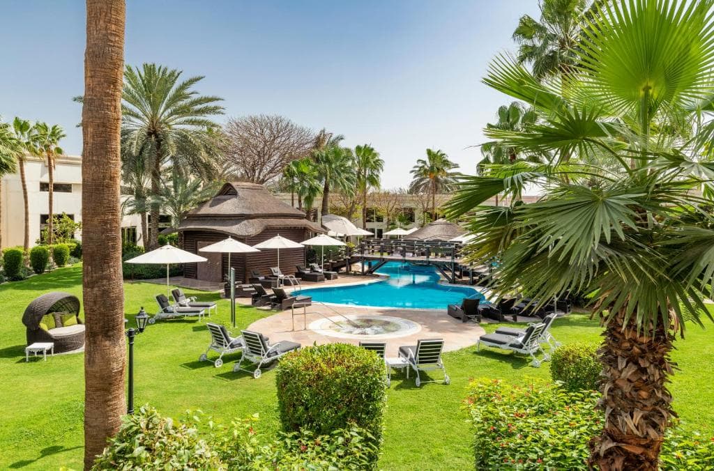 Le Meridien Dubai Hotel & Conference Centre - 18