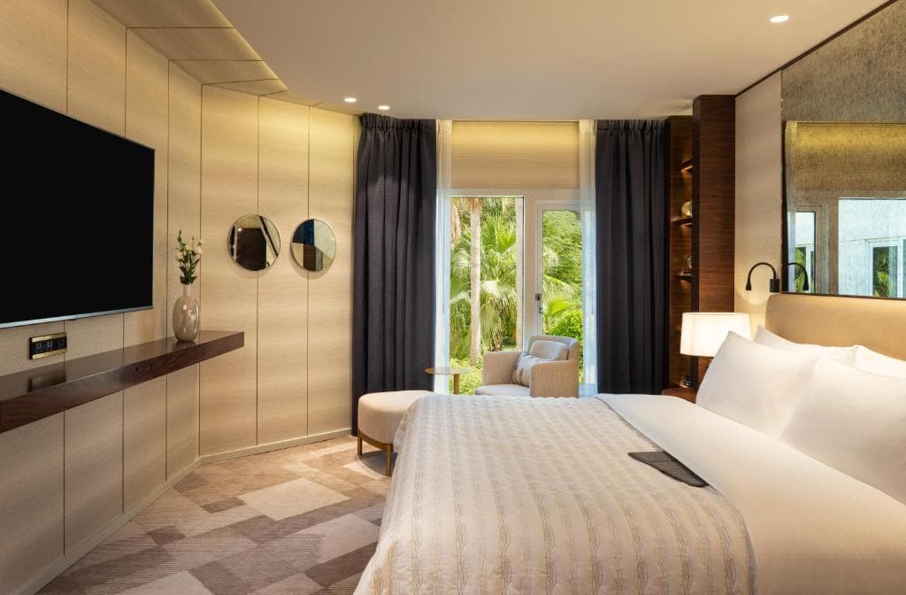 Le Meridien Dubai Hotel & Conference Centre - 43