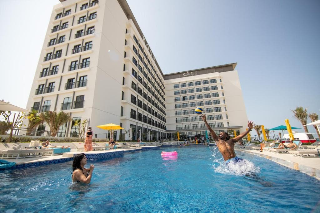 Hotel Rove La Mer Beach - 3