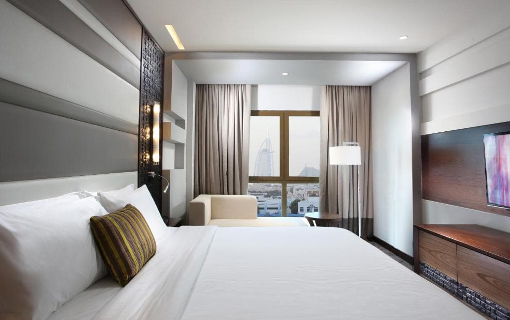 Metropolitan Hotel Dubai - 39