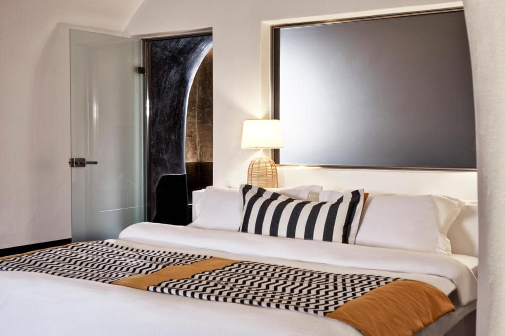 San Antonio Luxury Hotel and Suites - 3