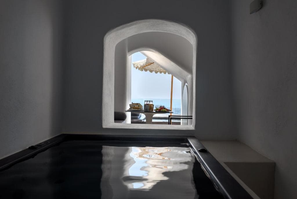 Nefeles Luxury Suites - 43