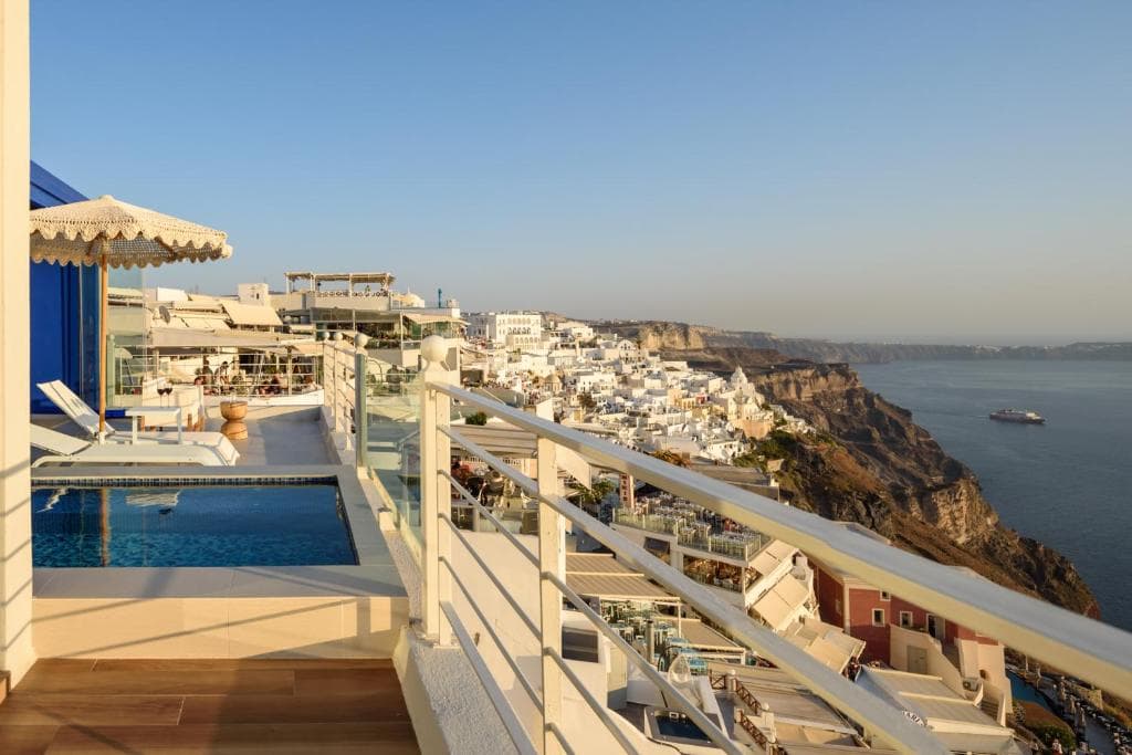 Nefeles Luxury Suites - 1