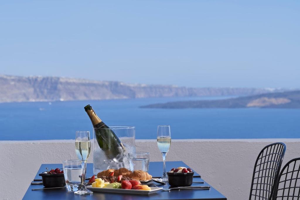 Mr and Mrs White Santorini - 39