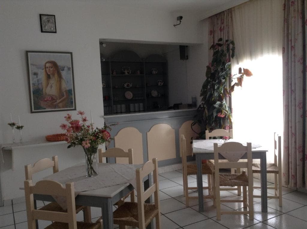 King Thiras Hotel - 17