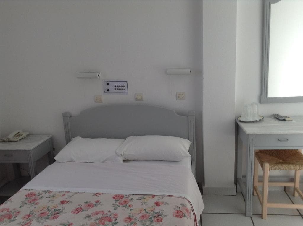 King Thiras Hotel - 26