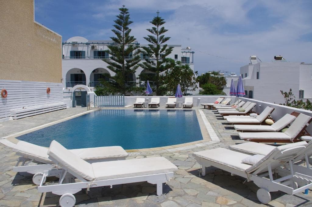 Iris Boutique Hotel - 4