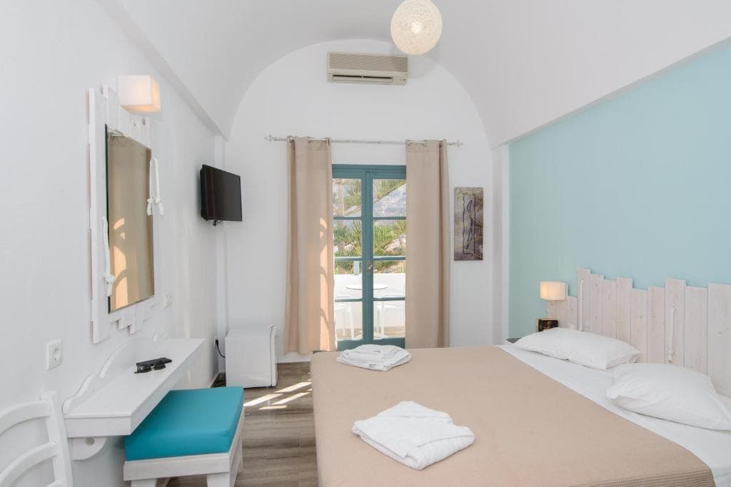 Iris Boutique Hotel - 9