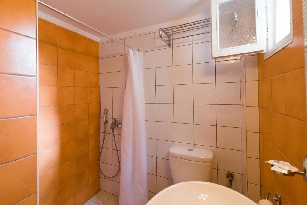 Kamari Blu Boutique Hotel - 15