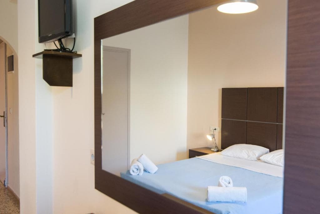 Kamari Blu Boutique Hotel - 22