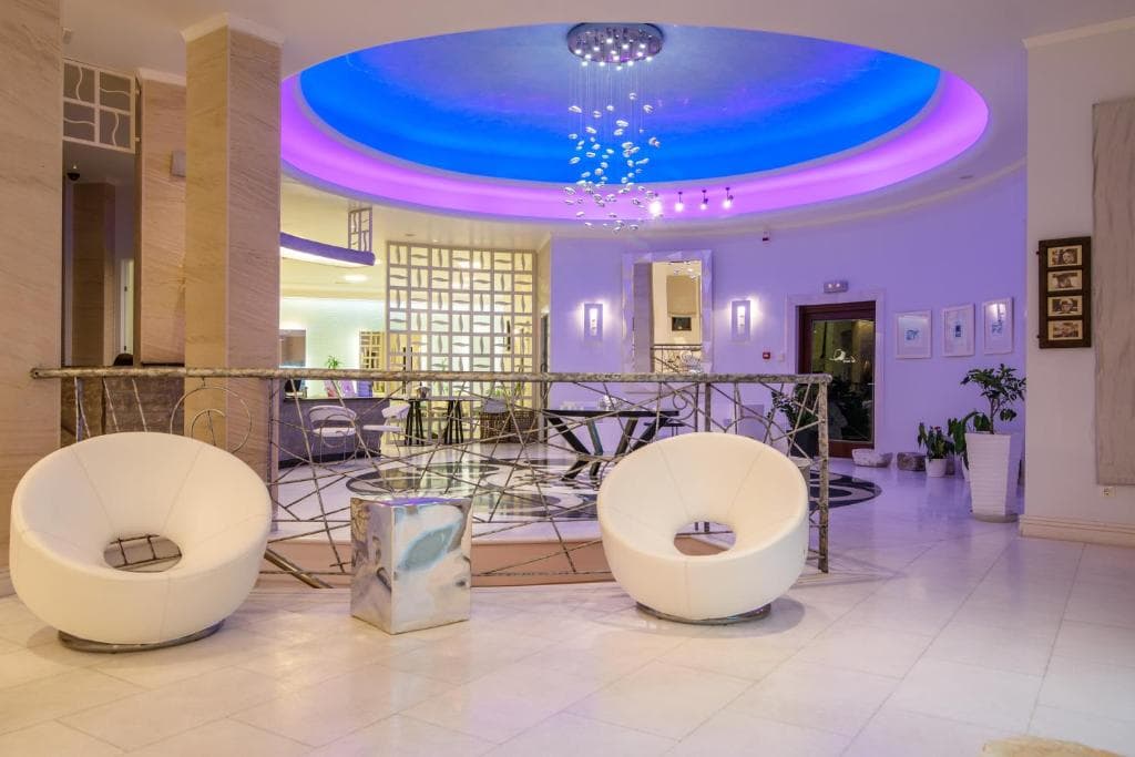 La Mer Deluxe Spa Resort - 13