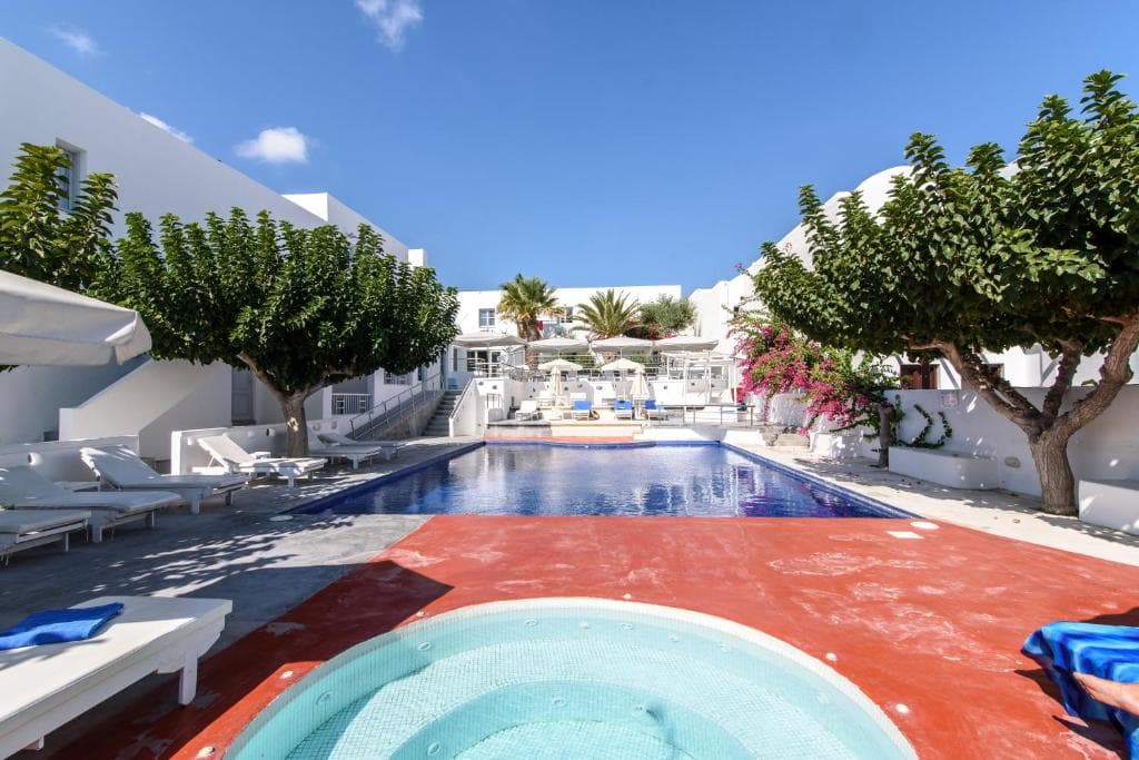 RK Beach Hotel - 5