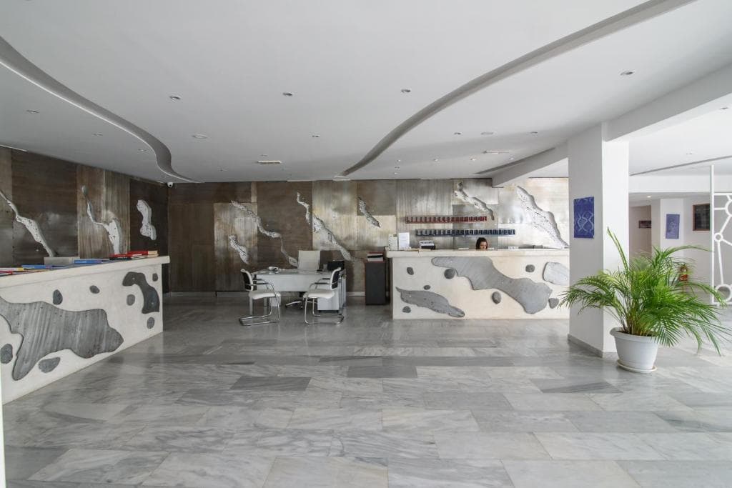 RK Beach Hotel - 19