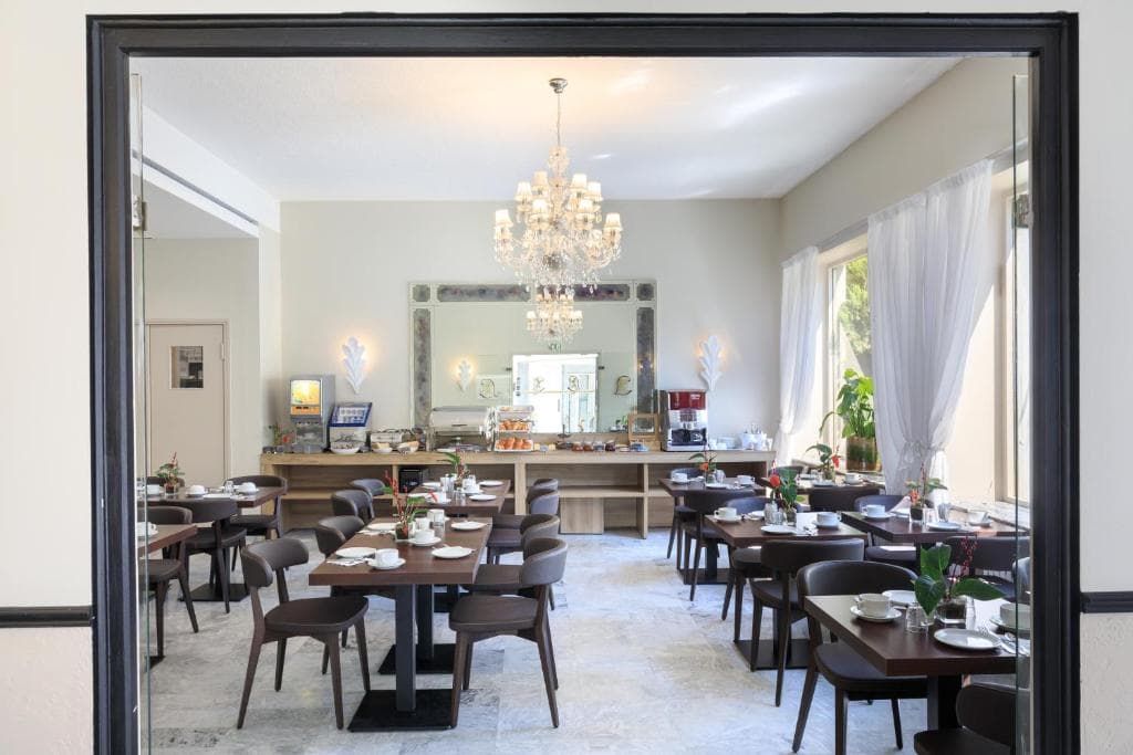 Hotel Locarno - 9